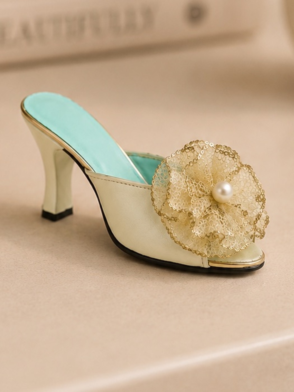Nostalgia “If the Shoe Fits” Floral Slide Heel Resin Vintage Figurine